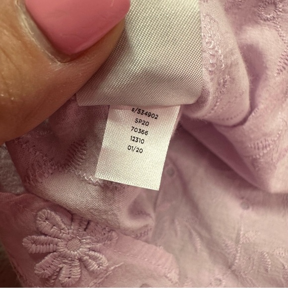 Ann Taylor lilac Blouse with Long Sleeves applique embroidered flowers sz small - Picture 8 of 9